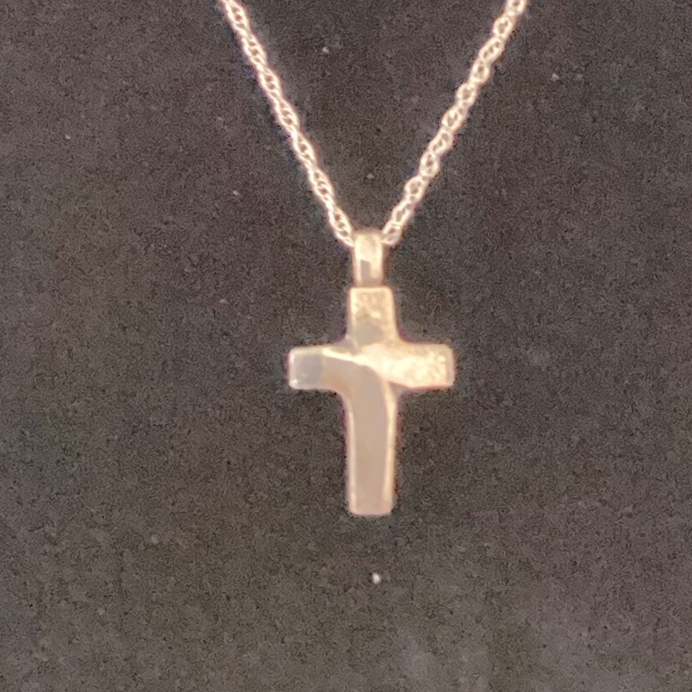 Elegant vintage convexed Silver Cross Pendant Necklace